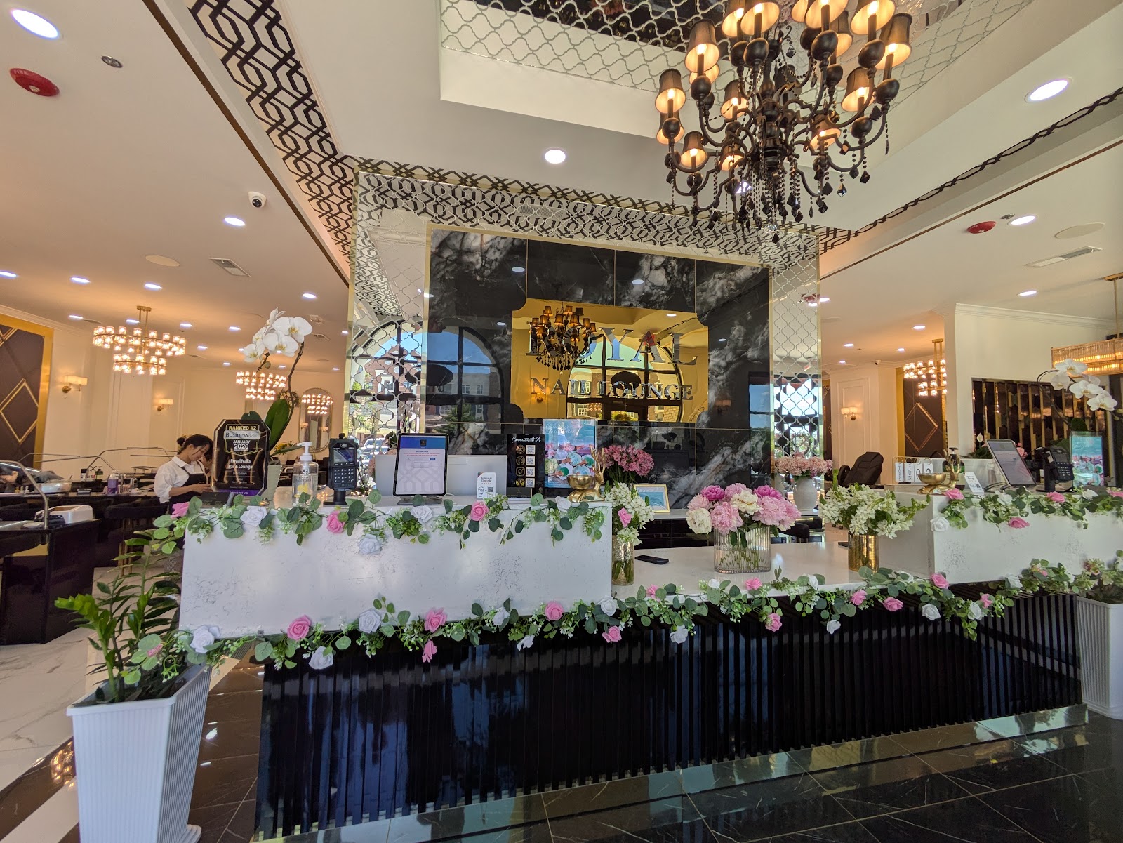 Royal Nails Bar & Lounge nail photo 6